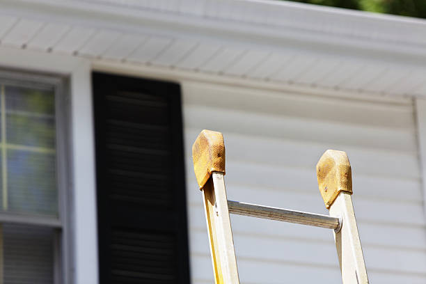 How To Choose The Right Materials for Your Siding Installation in 'Naples, FL